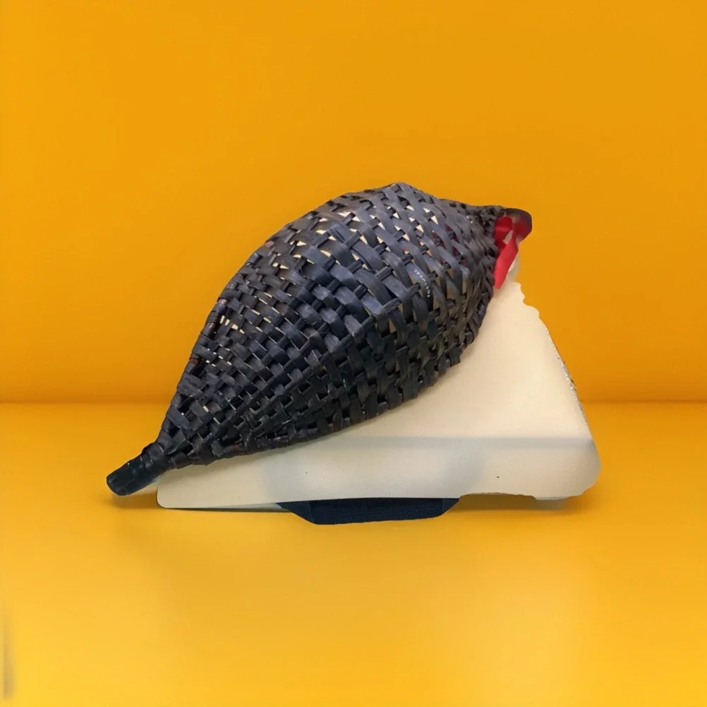 The Unbranded Brand vtg leaf